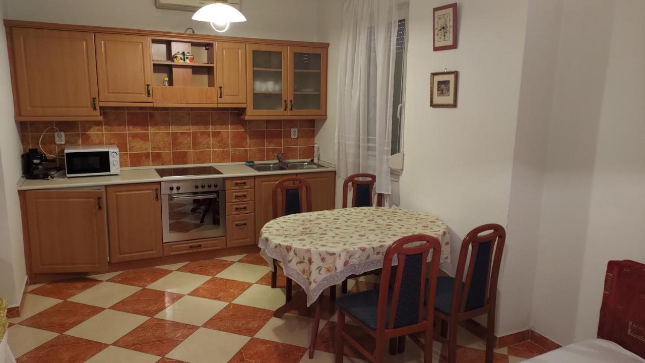 Arnyas Apartment Balatonlelle Exterior photo
